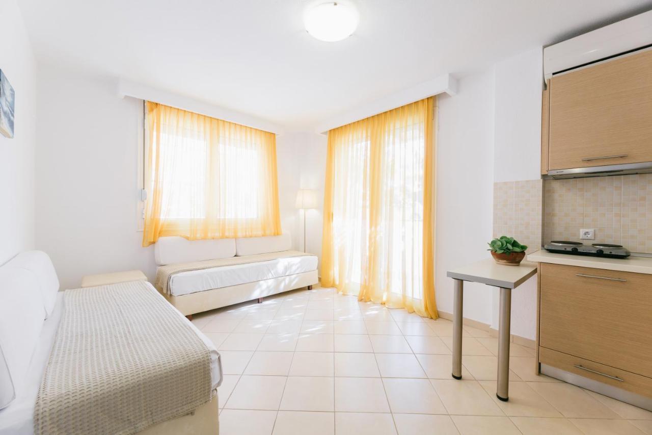 Anastasia Apartments Ханиоти Экстерьер фото