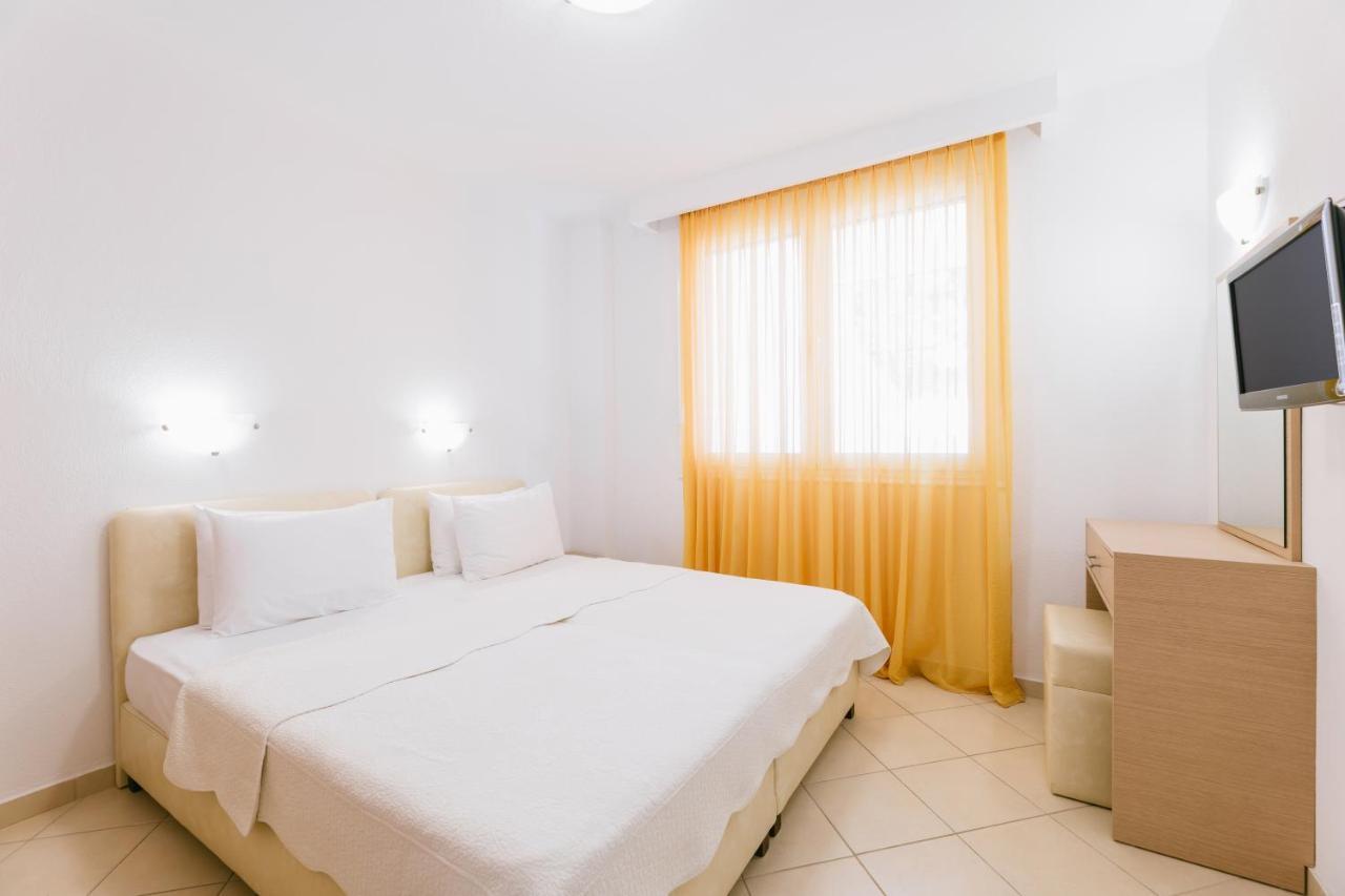 Anastasia Apartments Ханиоти Экстерьер фото