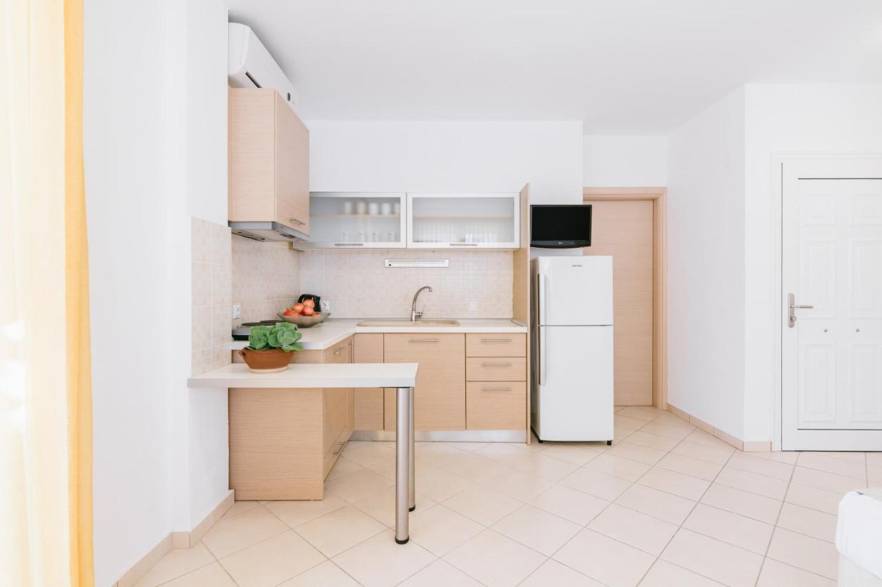 Anastasia Apartments Ханиоти Экстерьер фото